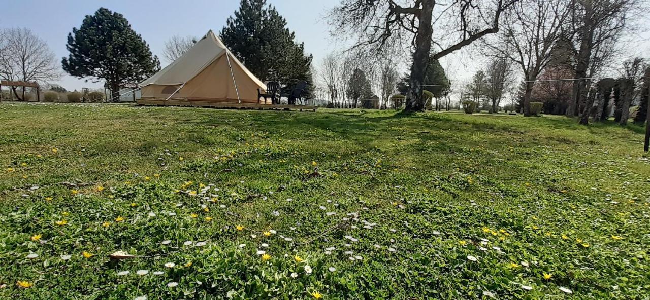 Tente Bell Au Camping Hautoreille Bannes  Екстер'єр фото