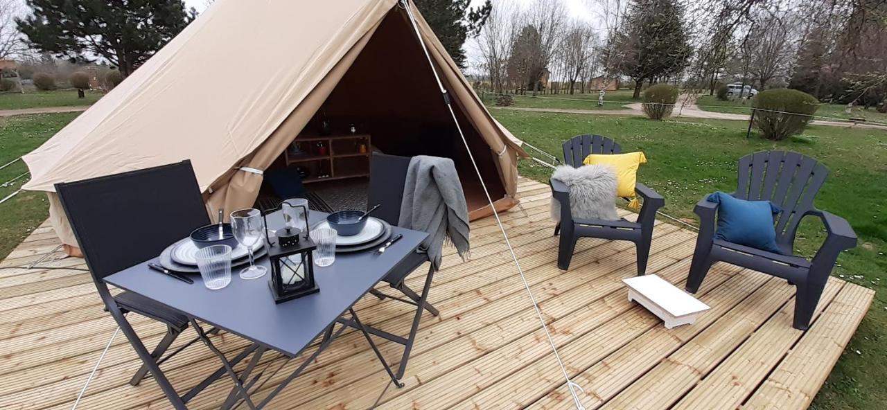 Tente Bell Au Camping Hautoreille Bannes  Екстер'єр фото