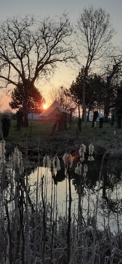 Tente Bell Au Camping Hautoreille Bannes  Екстер'єр фото